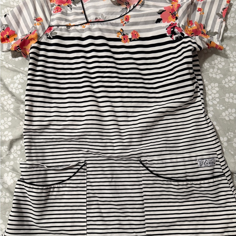 UA Striped Floral Scrub top